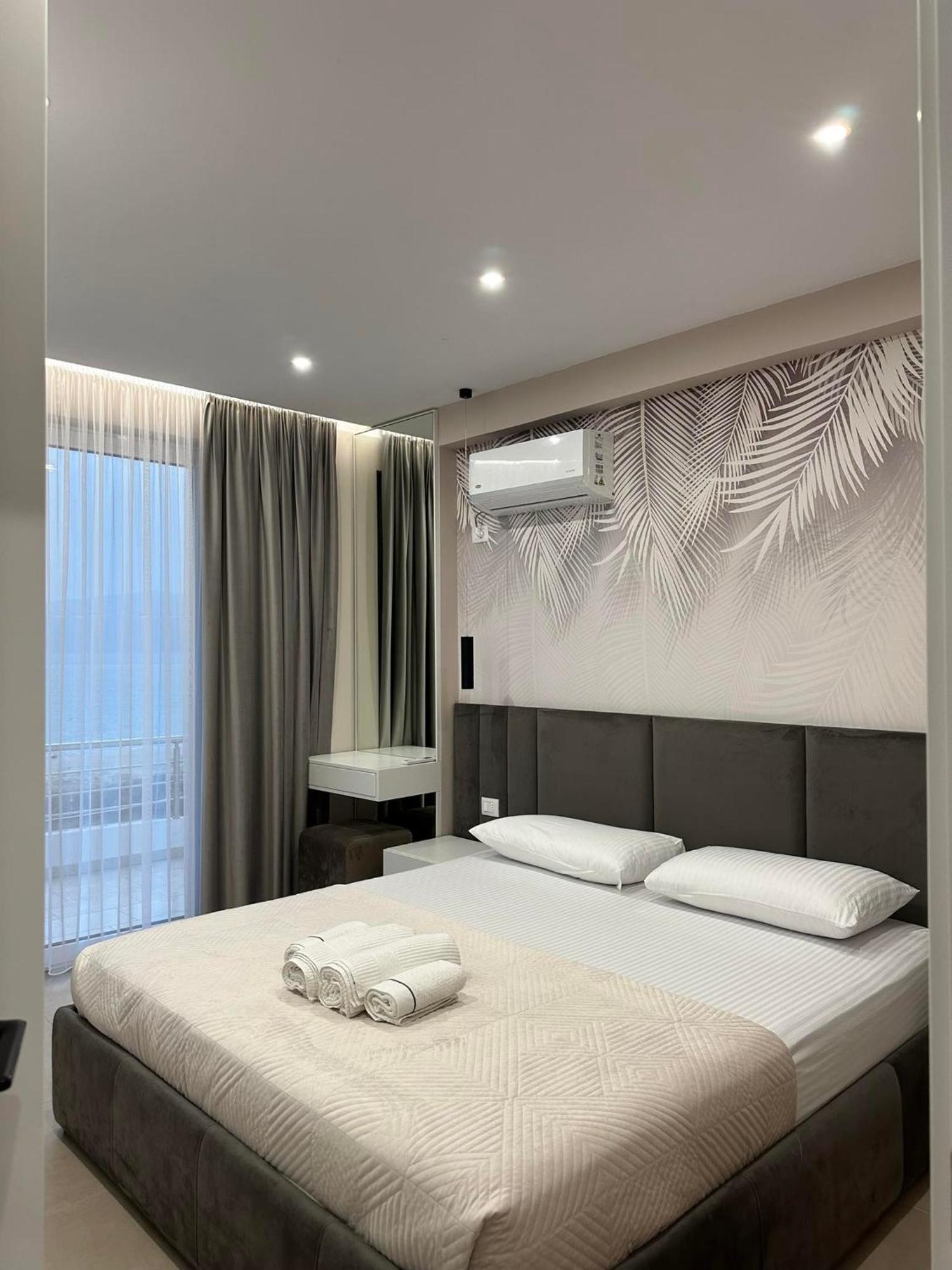 Sea View Apartment Luxury Vlore Exterior photo