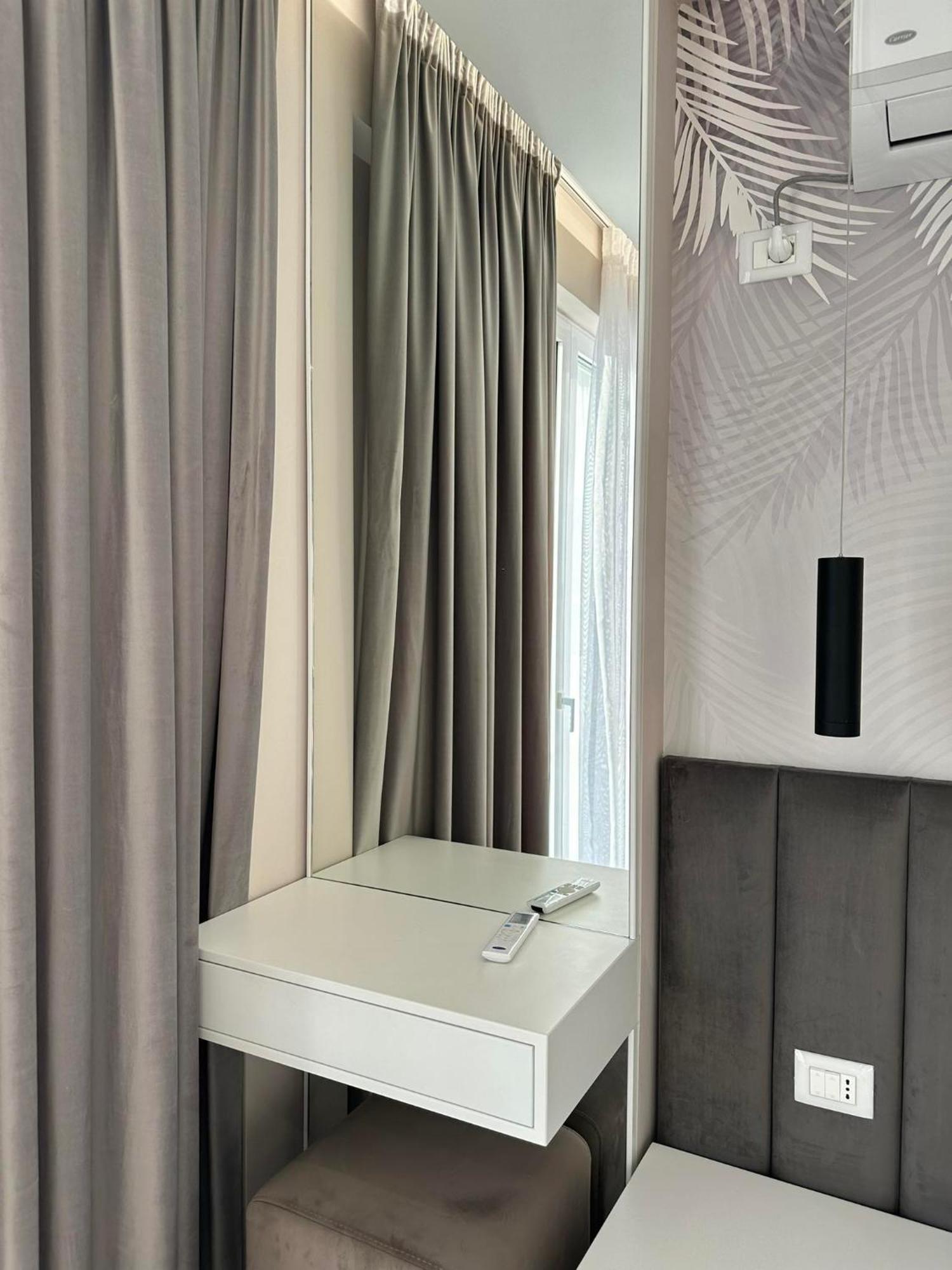 Sea View Apartment Luxury Vlore Exterior photo
