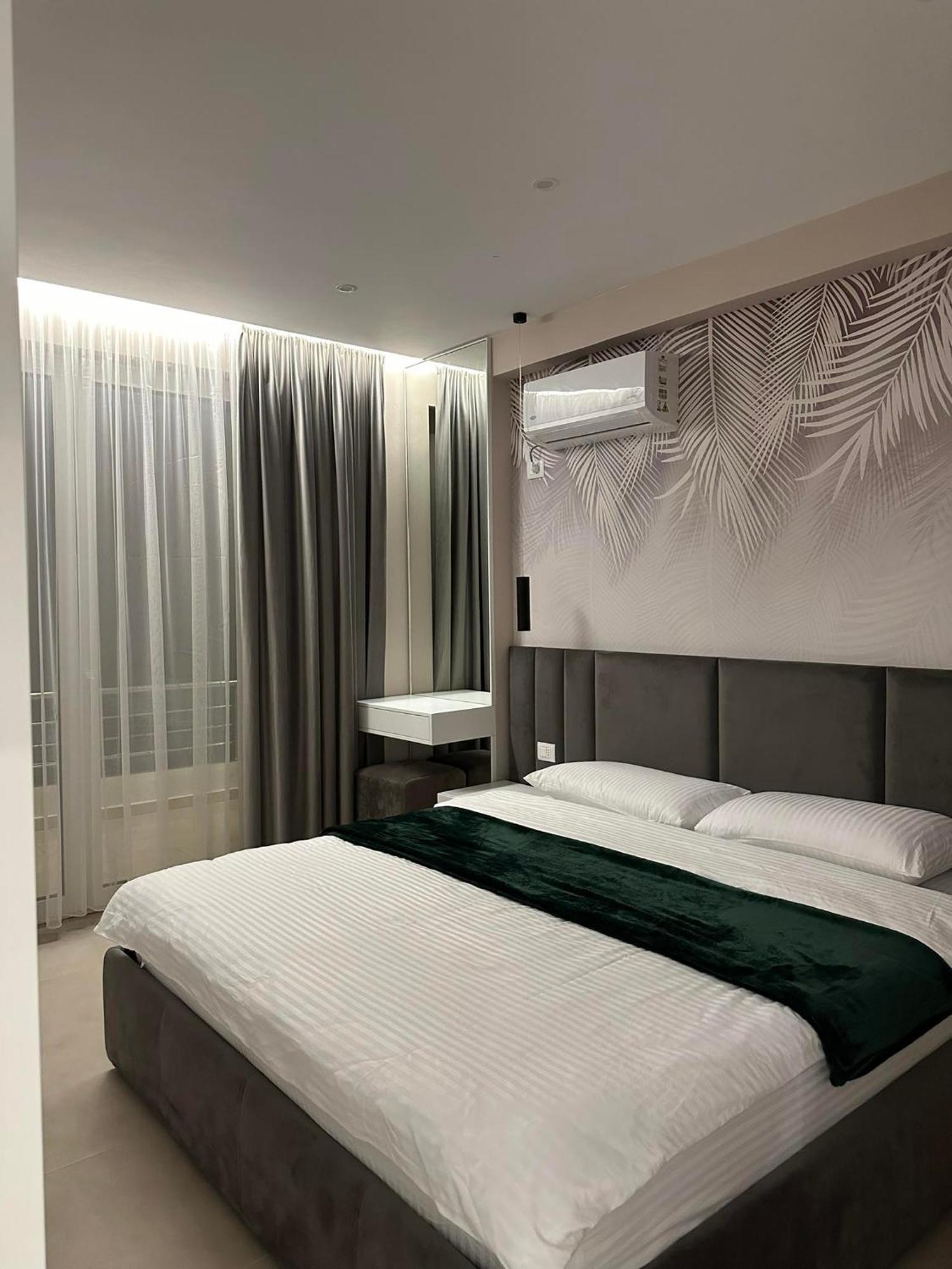 Sea View Apartment Luxury Vlore Exterior photo