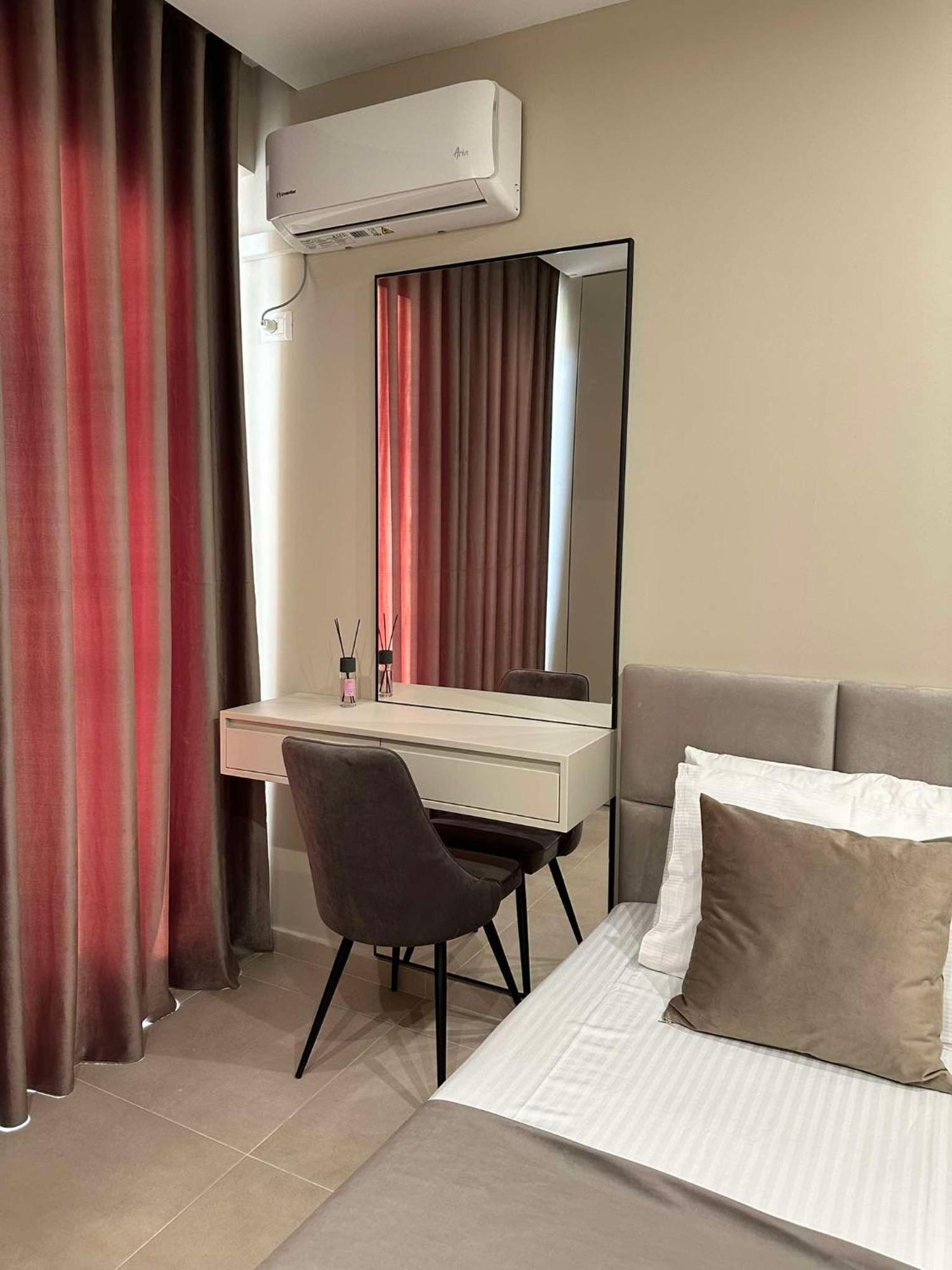 Sea View Apartment Luxury Vlore Exterior photo